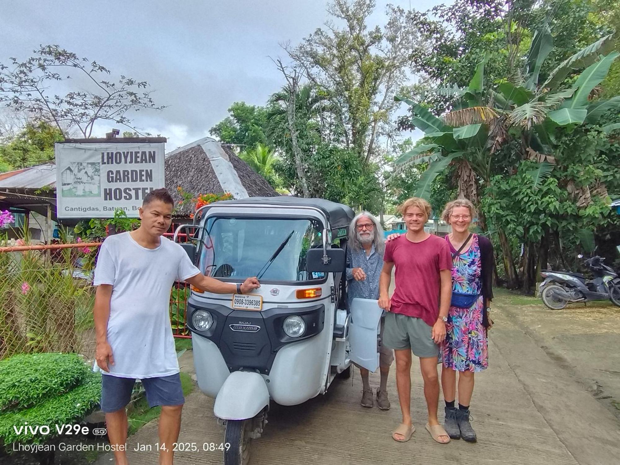 Lhoyjean Garden Hostel Batuan Exteriér fotografie